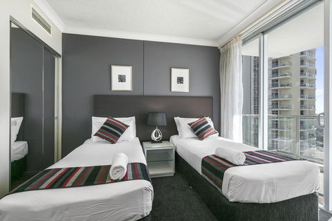 Mantra Towers Of Chevron - Accommodation VIC 21