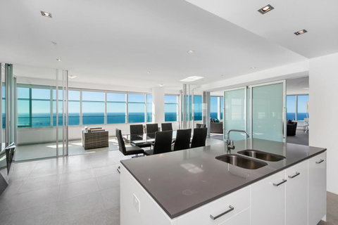 Q1 Resort & Spa - Official - Accommodation VIC 29