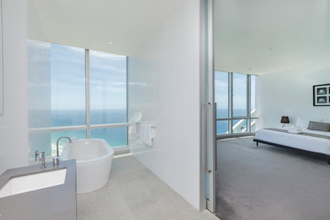 Q1 Resort & Spa - Official - Accommodation VIC 12