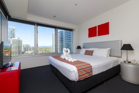 Q1 Resort & Spa - Official - Accommodation VIC 9