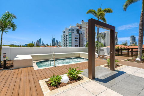 Qube Broadbeach - Accommodation VIC 27