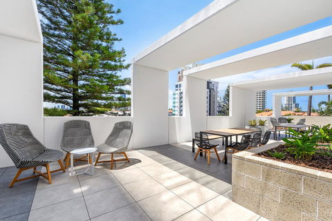 Qube Broadbeach - Accommodation VIC 20