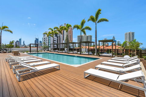 Qube Broadbeach - Accommodation VIC 30