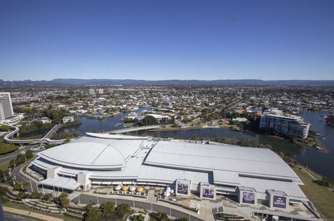 Qube Broadbeach - Accommodation VIC 4