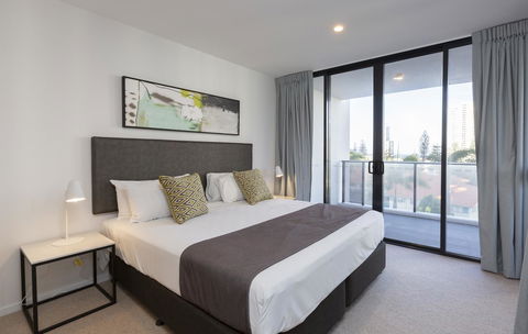 Qube Broadbeach - Accommodation VIC 40
