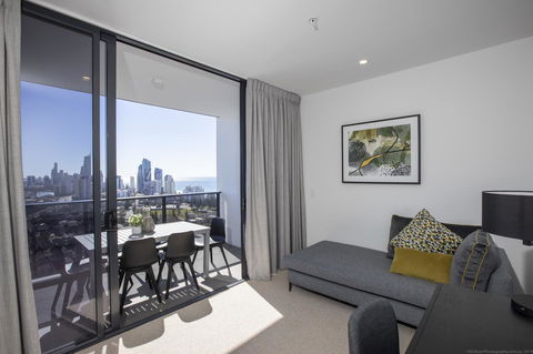 Qube Broadbeach - Accommodation VIC 3