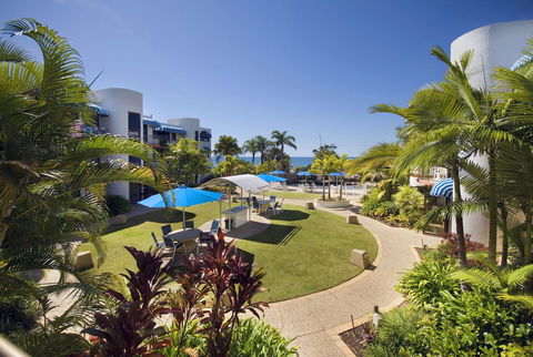 Headland Tropicana Resort - Accommodation VIC 2