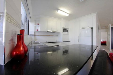 Headland Tropicana Resort - Accommodation VIC 22