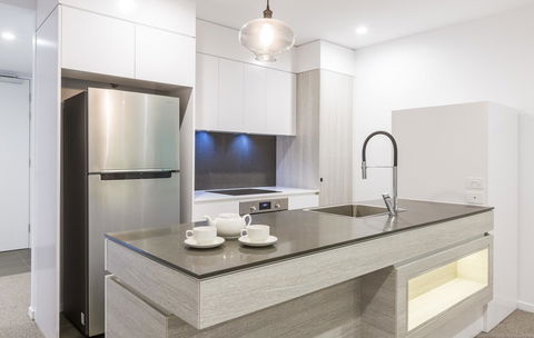 Boardwalk Burleigh Beach - Official - Accommodation VIC 21