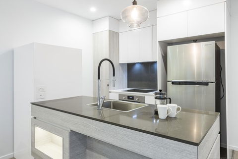 Boardwalk Burleigh Beach - Official - Accommodation VIC 38