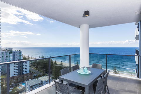 Boardwalk Burleigh Beach - Official - Accommodation VIC 22