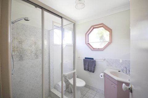 Bribie Island Canal Holiday Destination! - Accommodation VIC 10