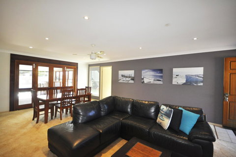 Bribie Island Canal Holiday Destination! - Accommodation VIC 11