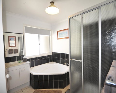 Bribie Island Canal Holiday Destination! - Accommodation VIC 17