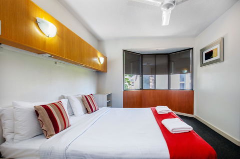 Tiki Hotel Apartments Surfers Paradise - Accommodation VIC 1