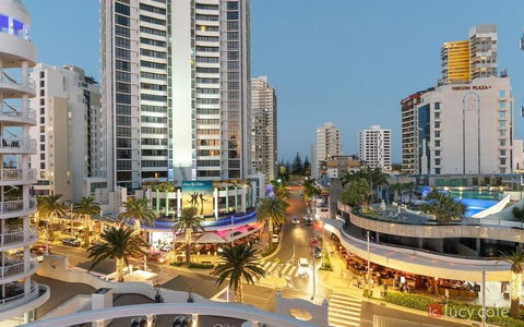 Broadbeach Holiday Apartments - Accommodation VIC 36