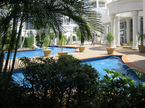 Broadbeach Holiday Apartments - Accommodation VIC 2
