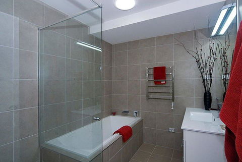 Beach House On Tradewinds Avenue - Accommodation VIC 9