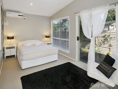 Beach House On Tradewinds Avenue - Accommodation VIC 7