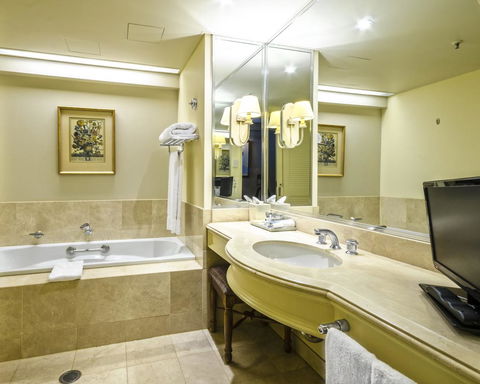 Stamford Plaza Brisbane - Accommodation VIC 10