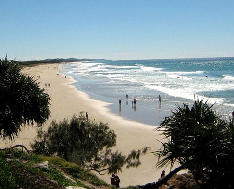 Beach House On Jones Parade, Central Coolum Beach - Accommodation VIC 15