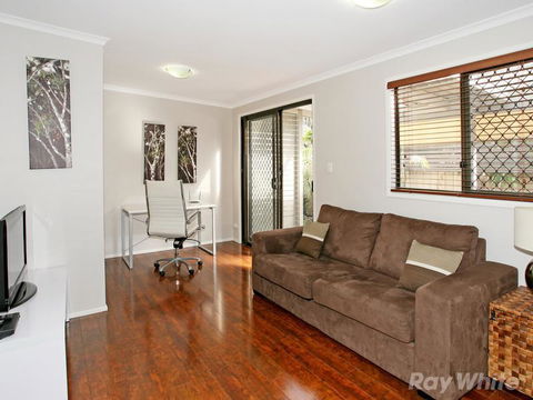Beach House On Jones Parade, Central Coolum Beach - Accommodation VIC 8