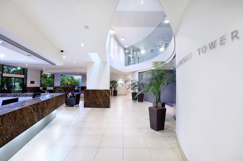 Peninsular Beachfront Resort - Accommodation VIC 25