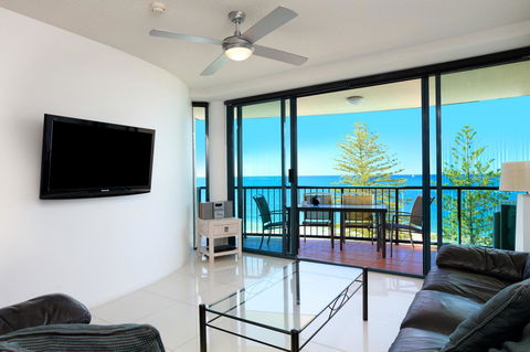 Peninsular Beachfront Resort - Accommodation VIC 2