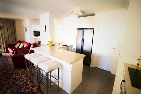 Grosvenor Beachfront Apartments Surfers Paradise - Accommodation VIC 4