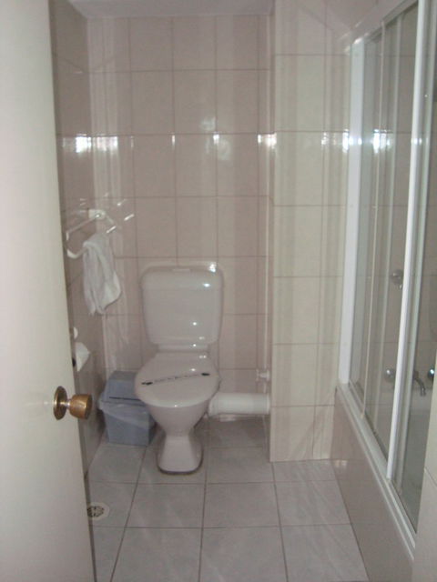 Grosvenor Beachfront Apartments Surfers Paradise - Accommodation VIC 17