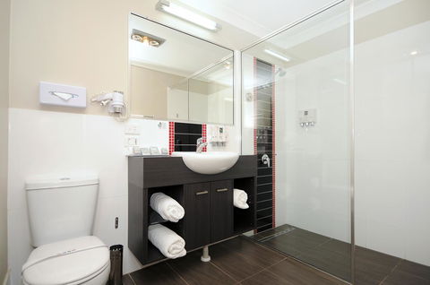 Platinum International - Accommodation VIC 7