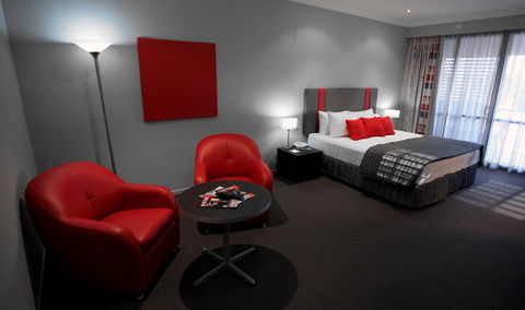 Platinum International - Accommodation VIC 30