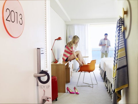 QT Gold Coast - Accommodation VIC 38
