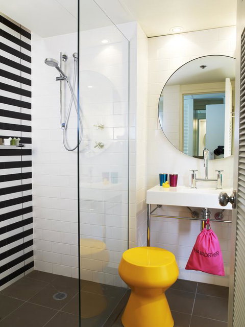 QT Gold Coast - Accommodation VIC 6