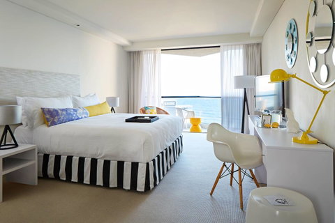 QT Gold Coast - Accommodation VIC 4