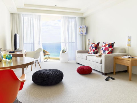QT Gold Coast - Accommodation VIC 30