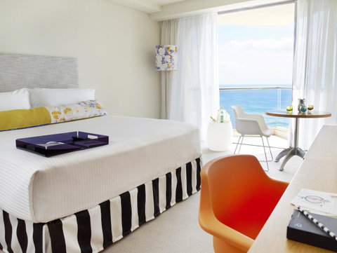 QT Gold Coast - Accommodation VIC 8