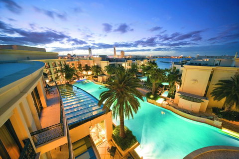 Imperial Hotel Gold Coast - Accommodation VIC 8