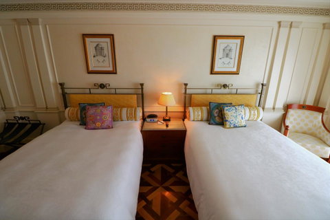 Imperial Hotel Gold Coast - Accommodation VIC 32