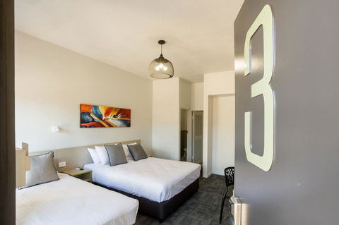 Nightcap At Emerald Star Hotel - Accommodation VIC 12