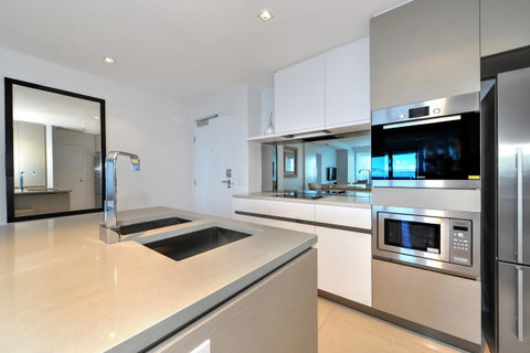Soul Surfers Paradise - Gclr - Accommodation VIC 24