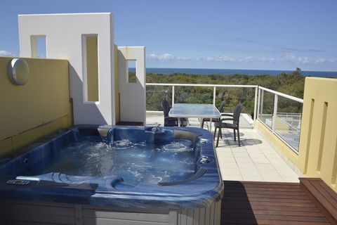 Seachange Coolum Beach - Accommodation VIC 38