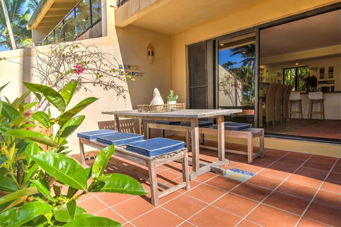 Number 2 On The Beach | Beautiful Beachfront Villa - Accommodation VIC 8