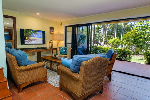 Number 2 On The Beach | Beautiful Beachfront Villa - Accommodation VIC 3