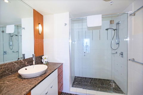 The Towers Of Chevron Renaissance - Holidays Gold Coast - Accommodation VIC 38