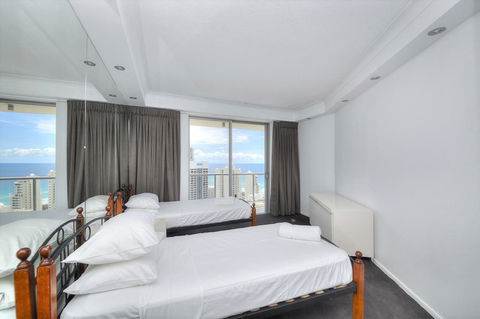 The Towers Of Chevron Renaissance - Holidays Gold Coast - Accommodation VIC 39