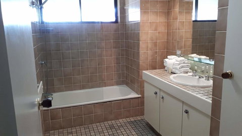 De Ville Apartments - Accommodation VIC 9