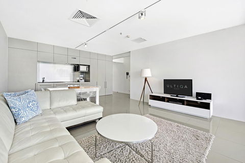 ULTIQA Air On Broadbeach - Accommodation VIC 24