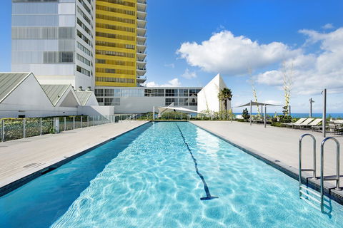 ULTIQA Air On Broadbeach - Accommodation VIC 5