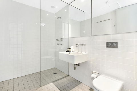 ULTIQA Air On Broadbeach - Accommodation VIC 23